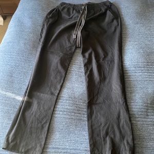 Jaanuu scrub pants